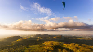 Parapente sur les puy - Chaîne des Puys