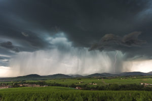 Orage a base élevée dans le Beaujolais - 19 Juin 2019