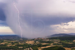 Foudroiement depuis le plateau de Gergovie